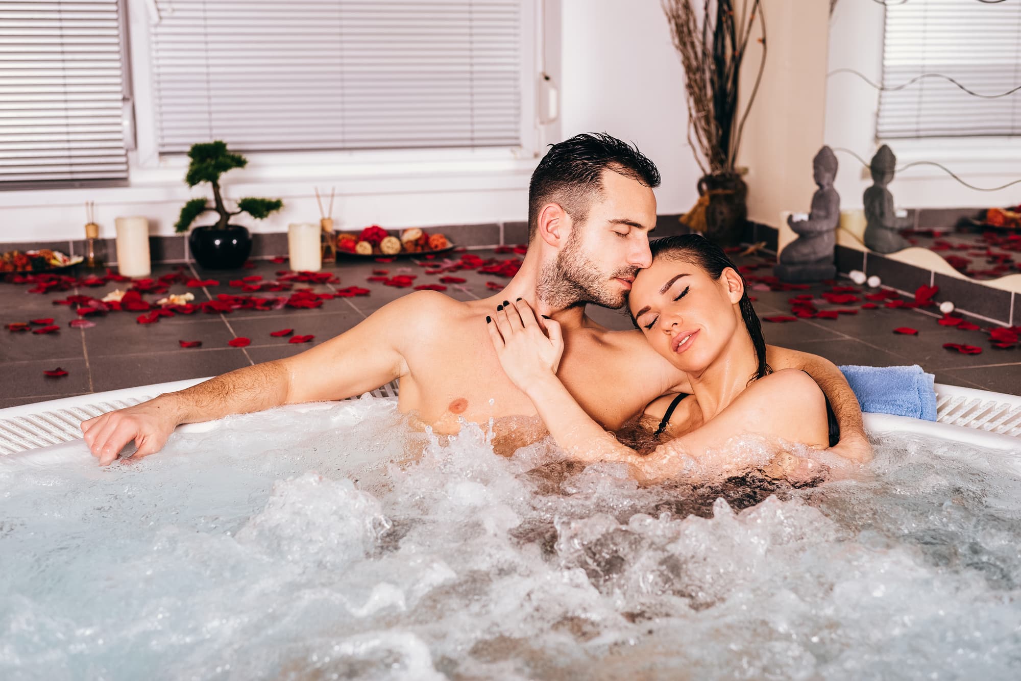 Why You Should Never Use A Bath Bomb In A Jacuzzi Tub