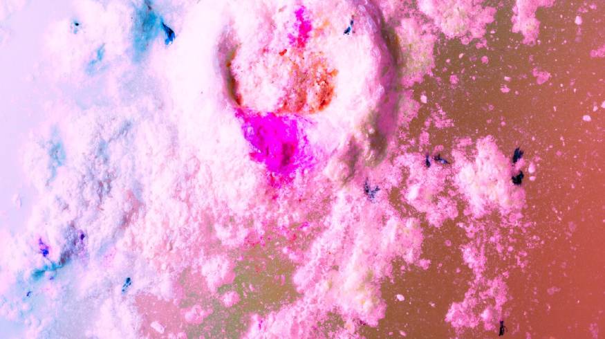 Can Cats Drink Bath Bomb Water